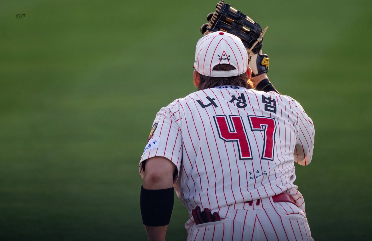 올리는계정 tweet media