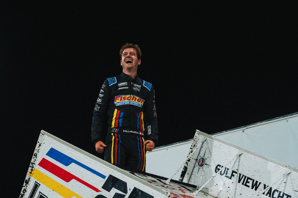 TEAMNETCODE's tweet image. We’re pumped to announce that @WorldofOutlaws Rookie of the Year contender @GaretWilliamson is joining us on FVP #HardKnox Friday!

Knoxville Nights – LIVE from Knoxville Raceway is live every day at 1 PM on the @DIRTVision stage during the @NOSEnergyDrink Knoxville Nationals…