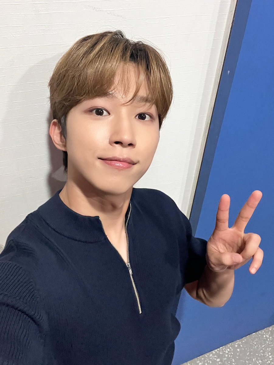 잘자!! 😴

#NFlying #엔플라잉 #서동성 #SeoDongSung