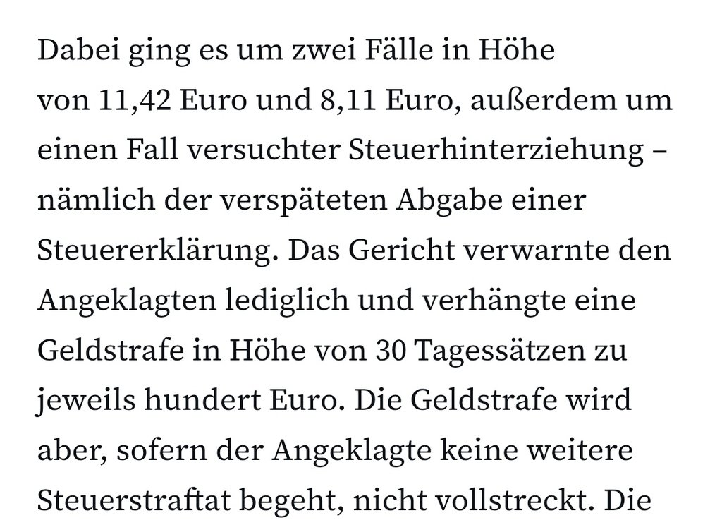 Es ging also insgesamt um 19,53€. Dafür saß Herr Ballweg 279 Tage in Untersuchungshaft und musste einen monatelangen Prozess ertragen. Die Medien schreiben heute er sei "schuldig gesprochen".

Wenn es watschelt wie die DDR und quakt wie die DDR dann ist es auch die DDR.