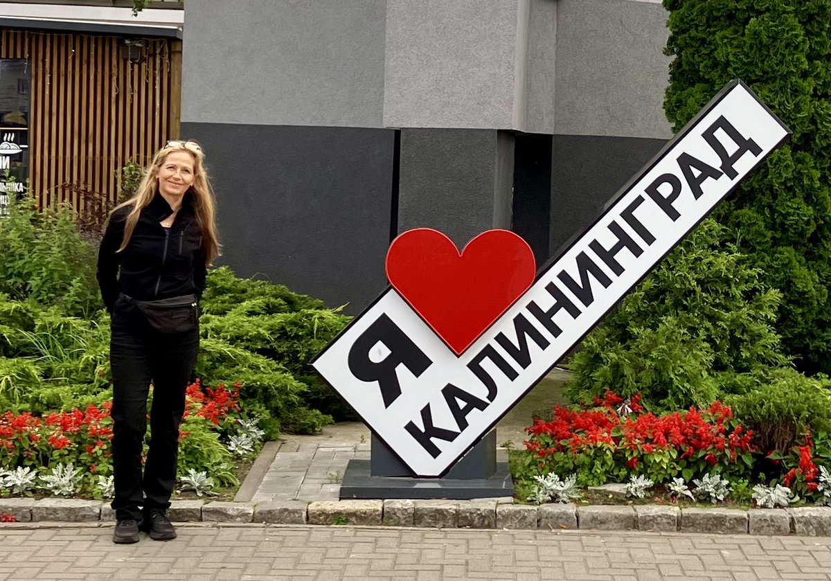 Jeg har lige tilbragt nogle dage i Rusland, i Kaliningrad. Det var super-spændende. Jeg vil skrive nærmere om det her snarest.
