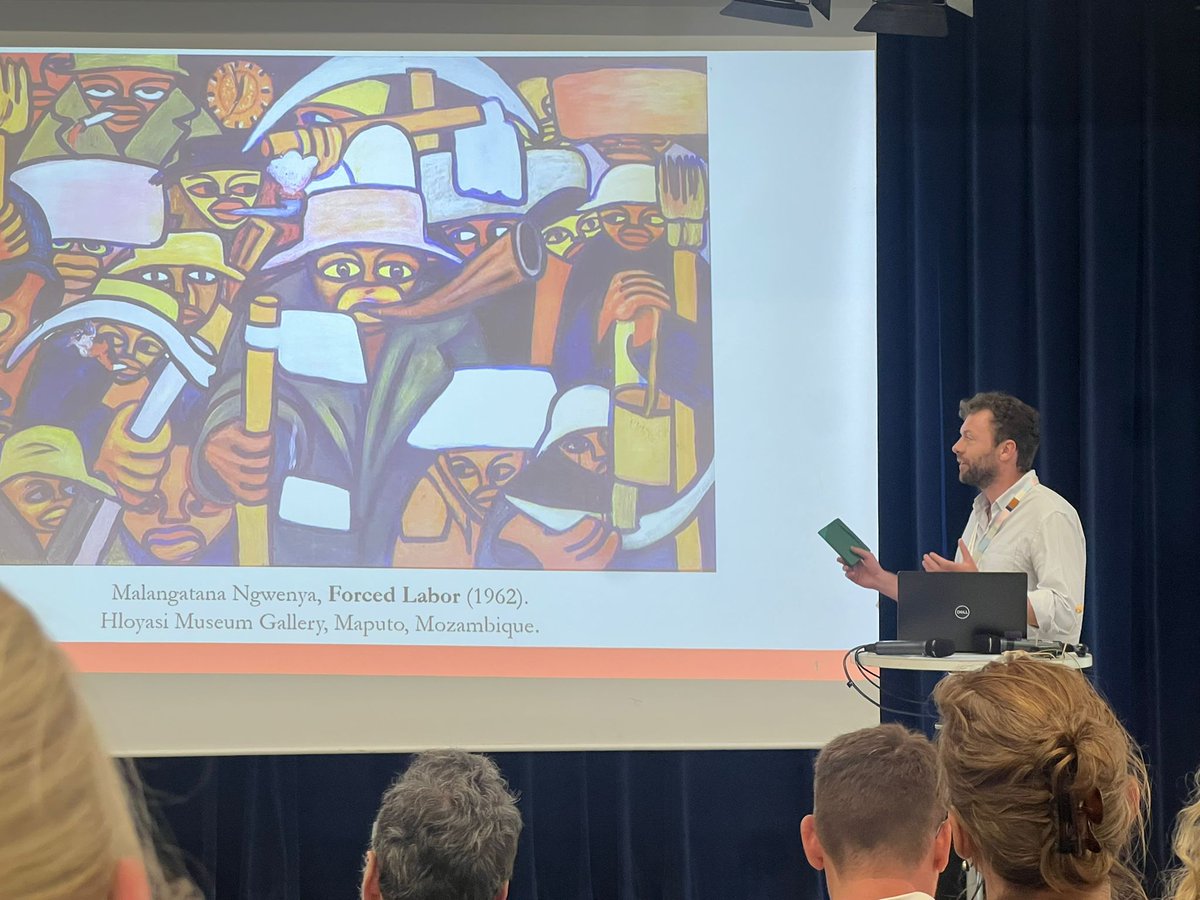 Leo Dolan tweet media