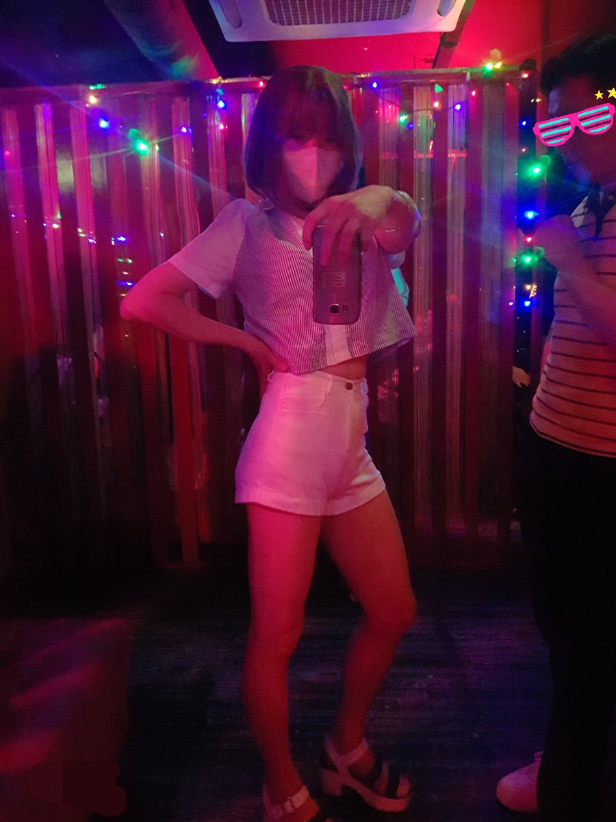 제이!
#tg.#cd .#crossdresser.#sissy.#女装男子.#男の娘.#여장.#보추.#소추.#伪娘.#变装.#씨엔엔.#cnn #제이