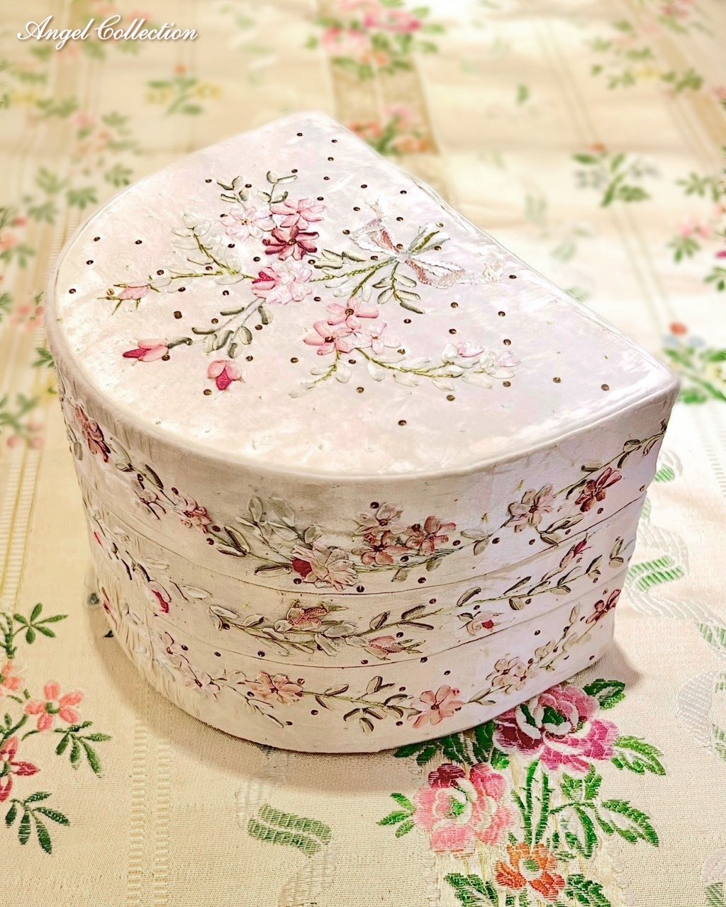 Antiques Angel Collection エンジェルコレクション