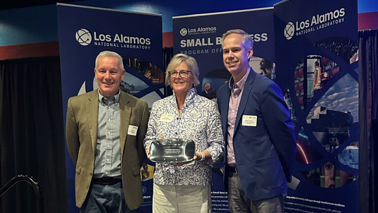 officialmsllc's tweet photo. This week, @ENERGY and @LosAlamosNatLab presented MSLLC CEO @Misty_Mayes with the official #DOE #WOSB of the Year Award to celebrate the achievement. Thank you to Mark Davis (left), Brooks Baldwin (right), and the rest of our #LANL partners—we're proud to deliver on your mission. https://t.co/nIPPyySxSX