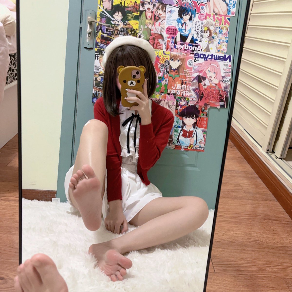 那就用妈妈的玉足榨干贱狗吧 一滴都不准剩哦～