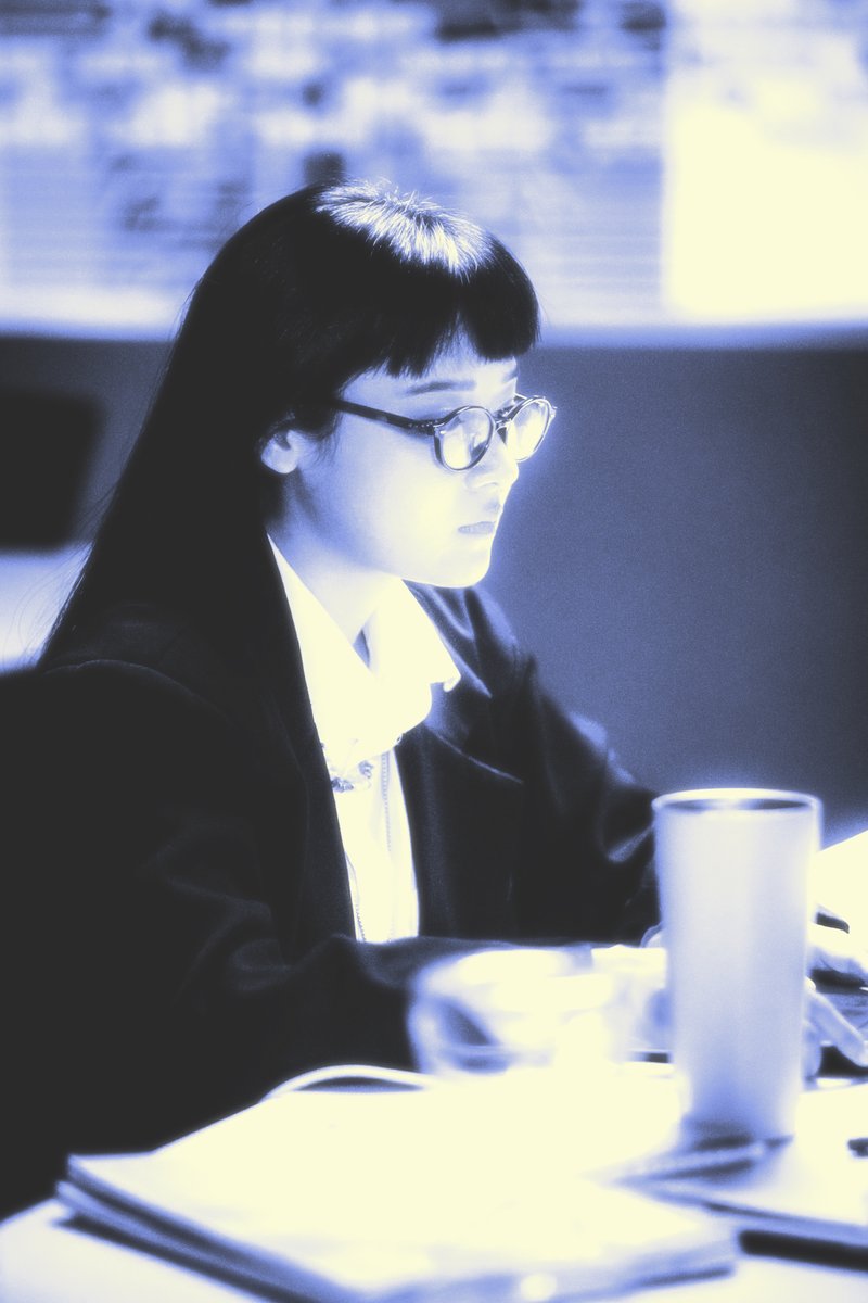 #광고

#포토샵 으로 감성 사진 만들기
단 3가지만 적용하면 끝! 진짜 편함

(튜토리얼과 PSD 파일 다운로드 링크는 타래에)