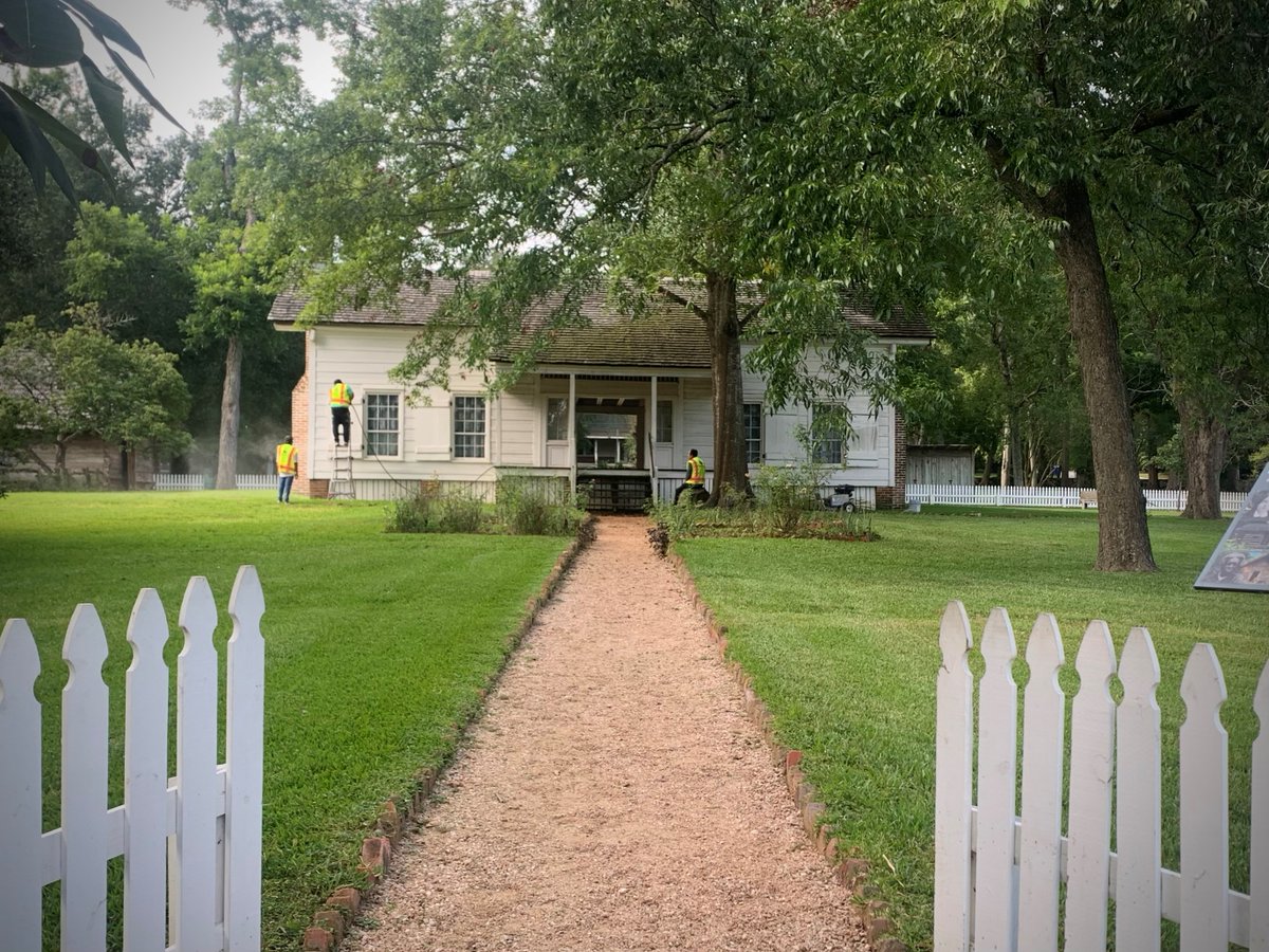 Pardon our dust (or should we say paint?) 🚧🎨 The Woodland Home is getting a fresh coat of paint, which means it's temporarily closed for visitors to view over the next couple of days.  We are sorry for the inconvenience!