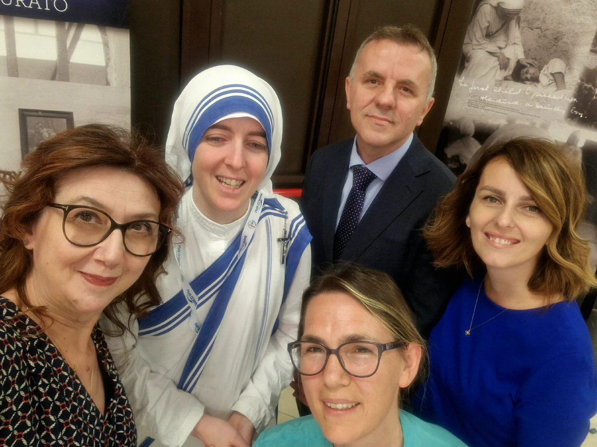 “By blood, I am Albanian...” – Saint Teresa of Calcutta.

Honoured to join Ambassadors @AmbBirtiLani and Vesel Memedi at an exhibition honoring Mother Teresa. A meaningful moment of reflection on the legacy of a Saint who remains a source of pride and inspiration for us all.