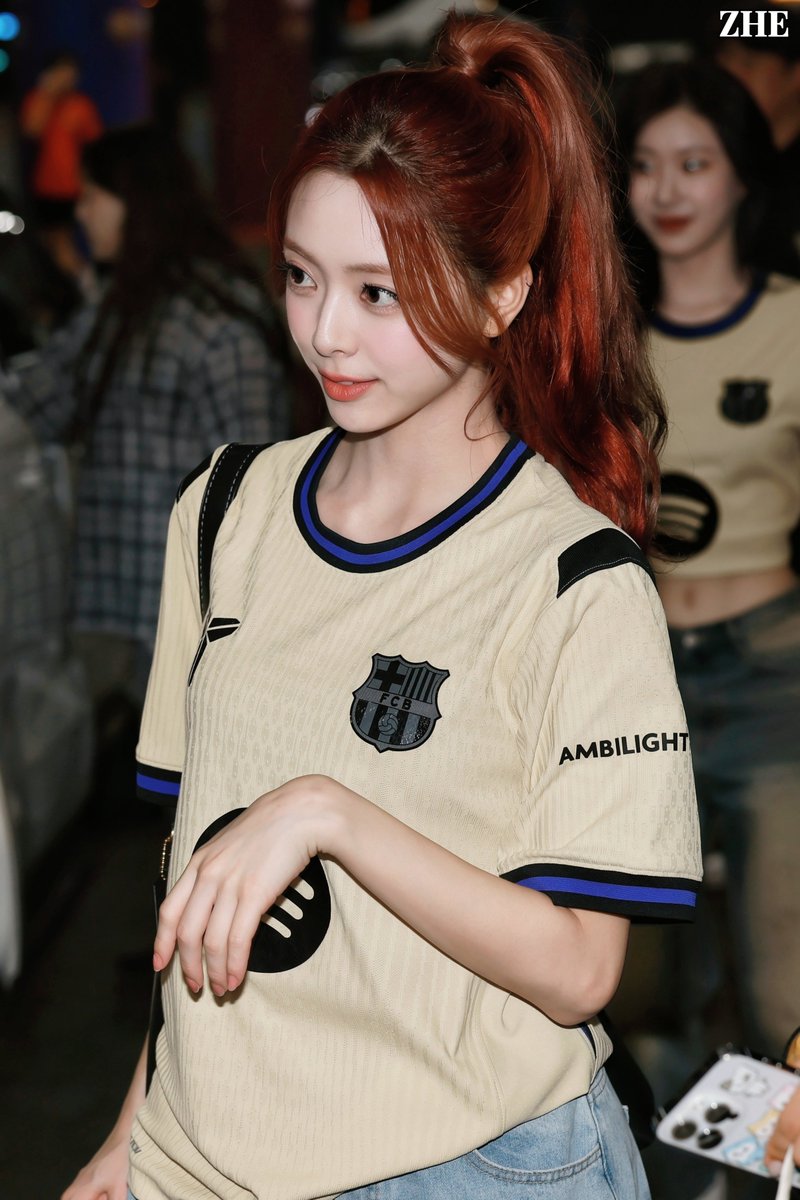 TARS432's tweet photo. 250731
#있지 #ITZY #유나 #YUNA https://t.co/rKuuGFKxLA