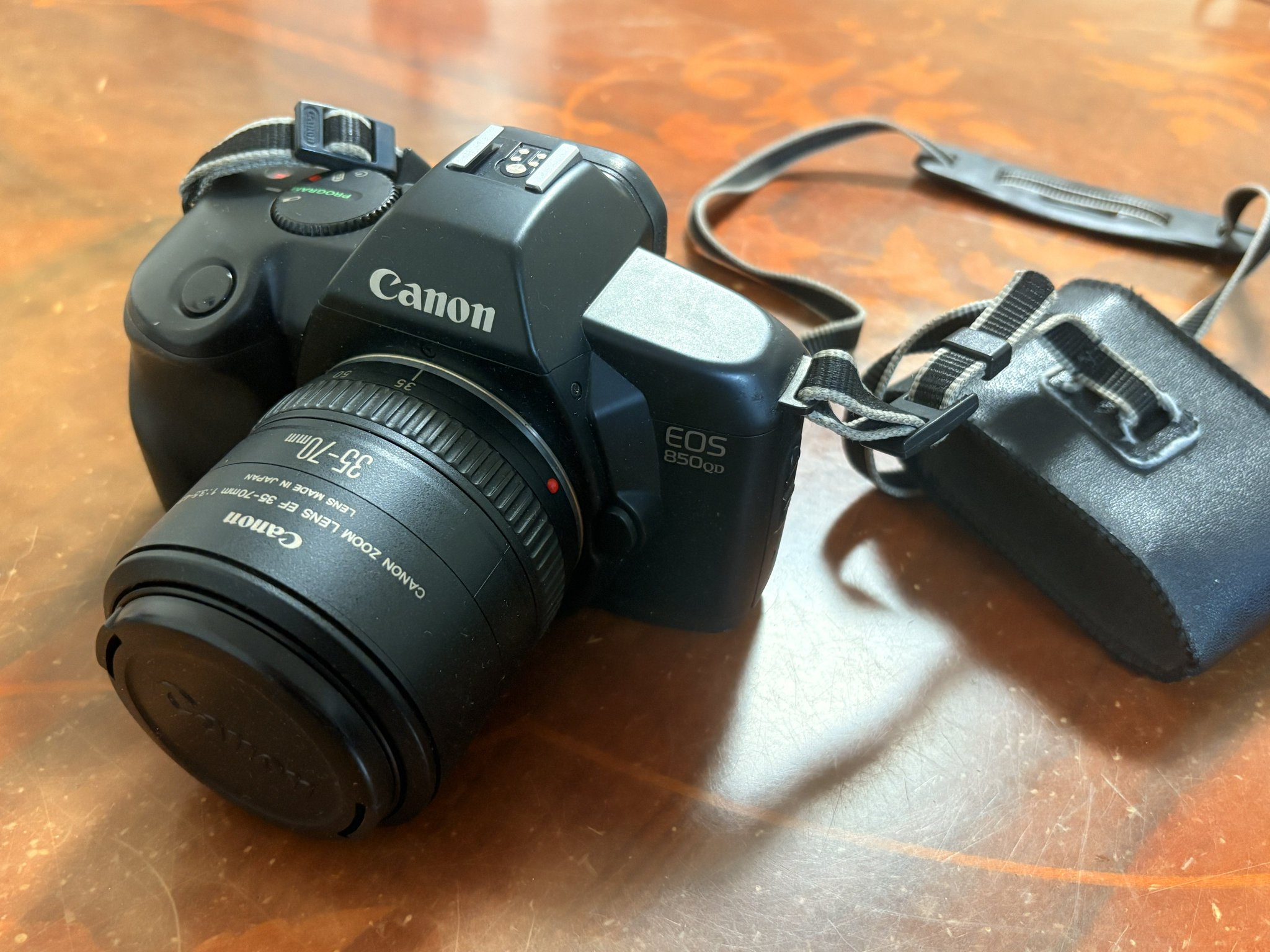 フィルムカメラ CANON EOS 850QD Canon EOS Cameras - EOS850 QD