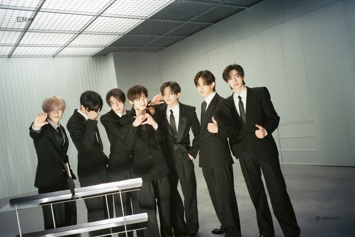 enhypenweverse's tweet photo. [PHOTO] 250731

ENHYPEN ‘DESIRE : UNLEASH’ Behind Photo (film ver.)

(1/20)

@ENHYPEN_members @ENHYPEN #ENHYPEN #엔하이픈 https://t.co/T5ABTEjp9v