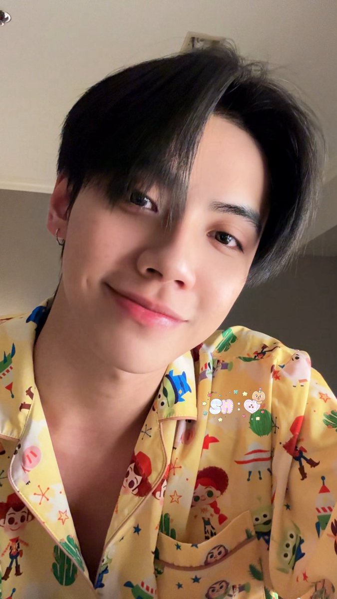 sn : ♡ tweet media