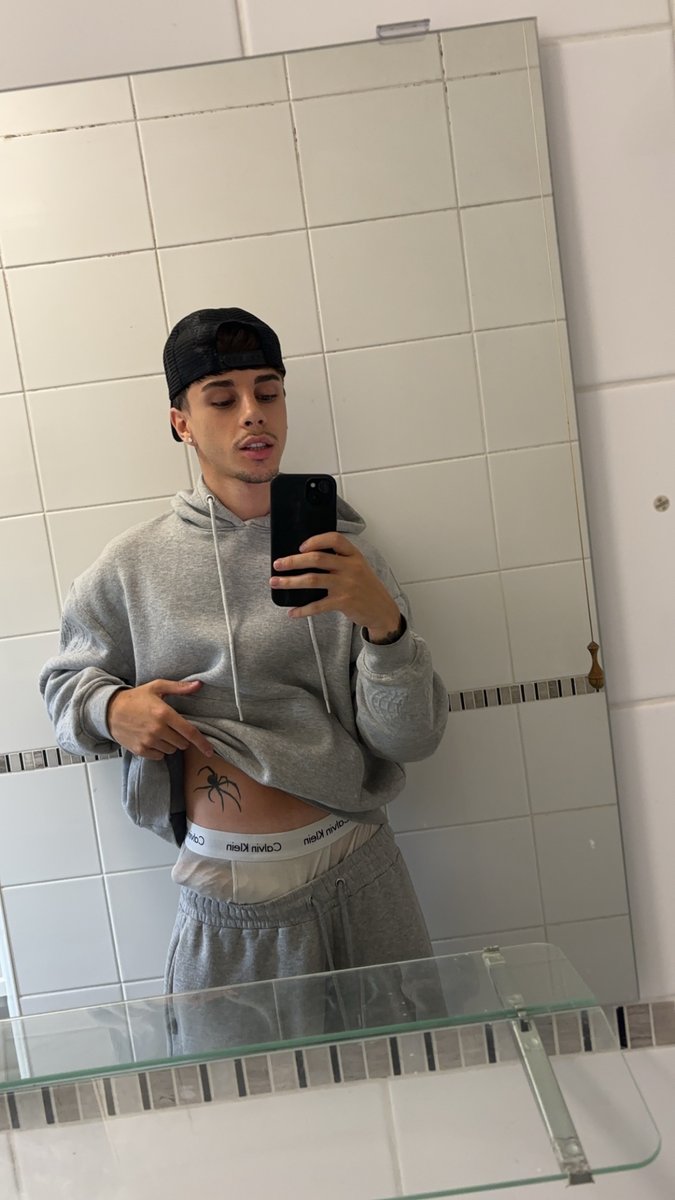 Baby Boy tweet media