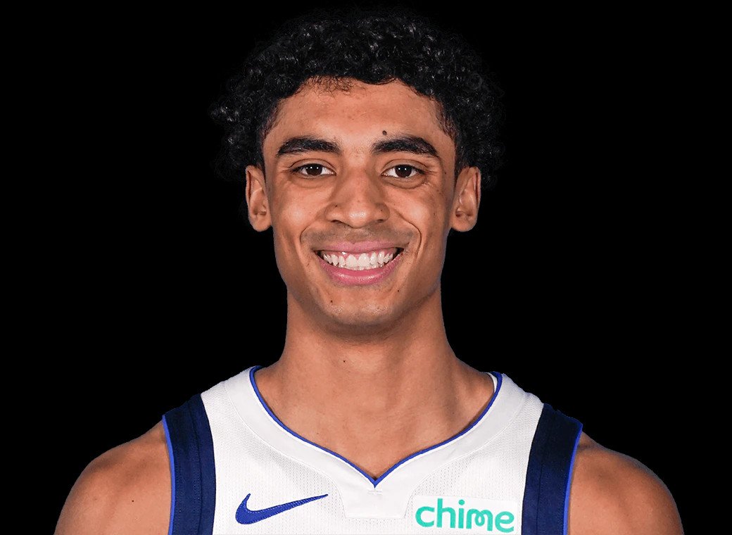 Duelle (Rivette, 1976) / Dallas Mavericks (2025)