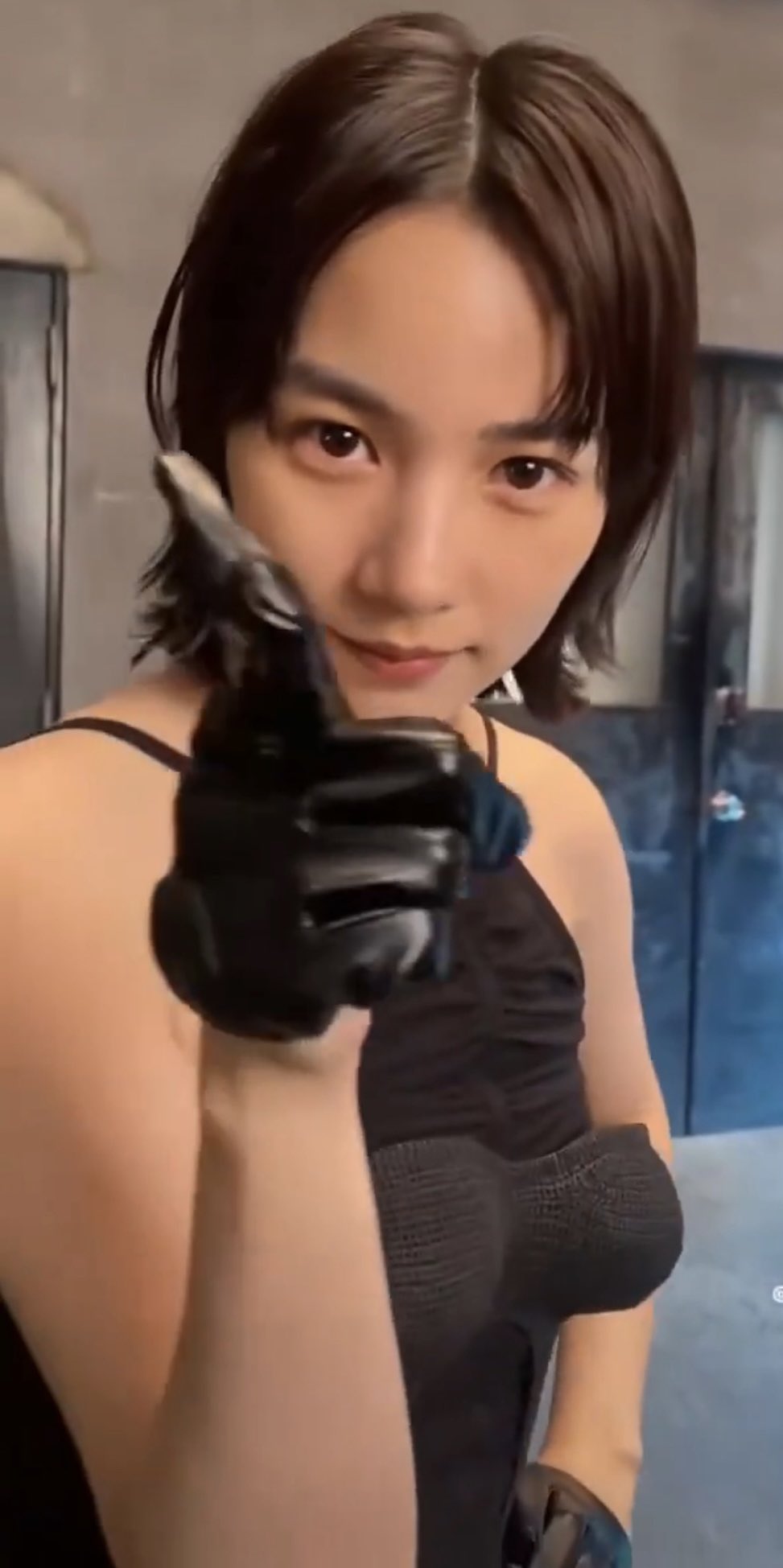 能年玲奈 - Search / X