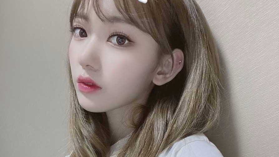 pop__notes's tweet image. No iba a esperar ni un segundo más antes de ir a ver este #αutö𝑚atic甘味, deseándole muchísimas felicidades a esta chiquita que por fin está celebrando el lanzamiento de #𝐢cecr͞eam·ℭake que ya me encantó.

ㅤ۫ㅤ 🌼  ㅤᰍㅤ۪  𝐳o𝕠m 𝑜n 𝐦a𝕪u 𓈒   .ᐟ