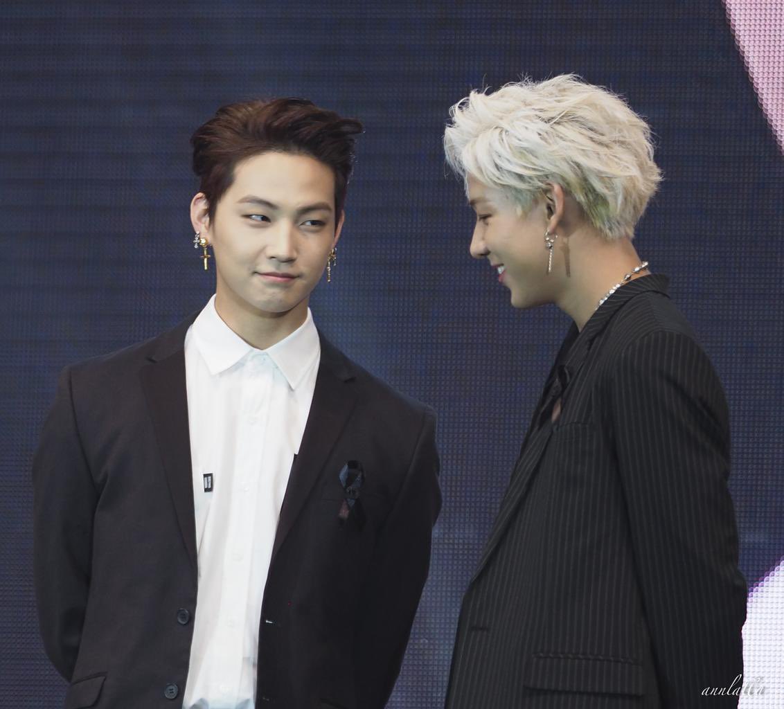 dailyBBam's tweet photo. #JAYB #BamBam #재범 #뱀뱀 https://t.co/XdCBn8nInY