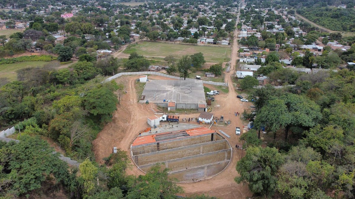 El Gobierno continúa las obras para mejorar el sistema de agua potable en el norte provincial. En Tartagal se trabaja en la vieja cisterna de Villa Güemes, lo que permitirá aumentar la reserva y el caudal para la cobertura.
👉tinyurl.com/5n76m97b

#Salta #ObrasParaSalta