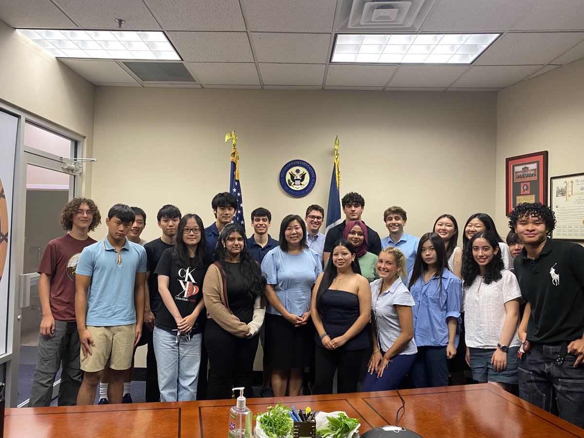 Grace Meng (@repgracemeng) on Twitter photo Happy National Intern Day! I'm grateful for all the work our interns do to support Team Meng each and every day. Sending a special thank you to our summer 2025 interns – we can't wait to see all you accomplish in the future. Happy National Intern Day! I'm grateful for all the work our interns do to support Team Meng each and every day. Sending a special thank you to our summer 2025 interns – we can't wait to see all you accomplish in the future.