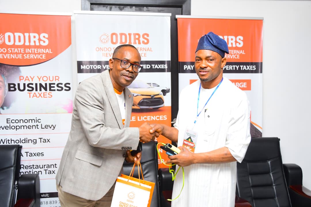 ODIRS_NG's tweet image. "ODIRS &amp;amp; Ilaje councillors unite to boost Ondo State's IGR! Acting Chairman, Mr. Bayo Rojugbokan, pledges support for collaborative revenue drive. Together, we'll drive growth &amp;amp; development in Ondo State! #Tax #RevenueDrive #OndoState #Partnership"
