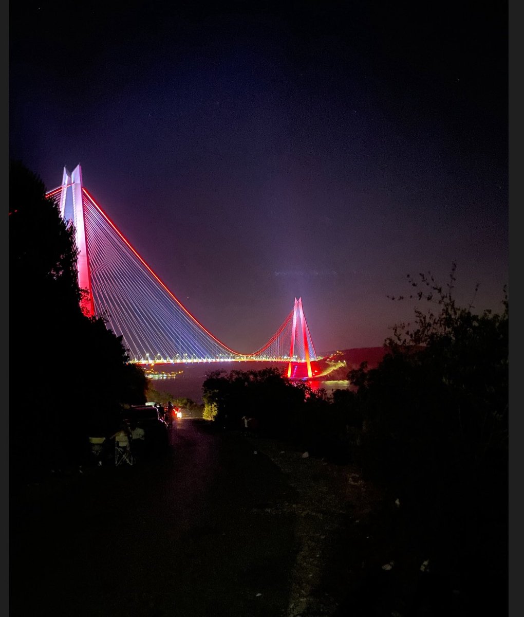 Şewbaşlar!.💚♥️💛🧿

🔴Kopan bağlara ,;

🔴Düğüm atmıyorum artık..

💥İnceldiği yerden kopsun..💥