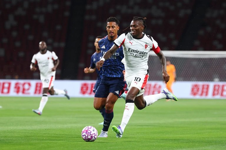 There’s a 1v1 dribbler who also dominates transitions &amp; strikes the ball well. This profile does not grow on trees. Arsenal have to find £ from somewhere to make a Leão deal happen. Or else their attacking dynamics vs low blocks &amp; in transition will be capped for another season.