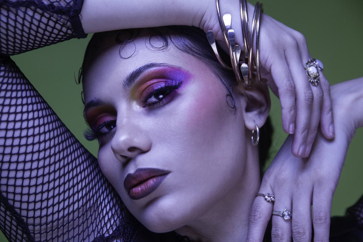 Mood: UNTOUCHABLE 

MODEL:  Roxxyy Q 

Photography: @southtown_