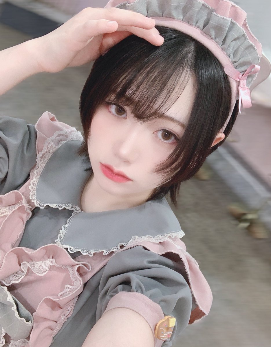 7月終わる！アクスタ𝐆𝐄𝐓してくれた方本当にありがとう(ᵒ̴̶̷-ᵒ̴̶̷ )🩶🩷
たくさん全身写真撮ってもらったので1枚あげちゃう📸制服可愛ーい😿🩶🩷

8月はまだ会えるか分からないし、術後もしばらく安静なのでまだまだ動きが鈍いと思いますがよろしくお願いしますm(_ _)m