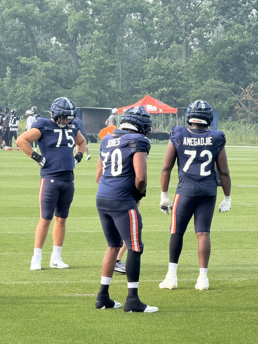 Ryan Baker (@ryanbakermedia) on Twitter photo Braxton Jones, Kiran Amegadjie & rookie Ozzy Trapilo in a 3-horse race for starting LT spot. HC Ben Johnson says it’ll come down to consistency, winning 1-on-1 matchups & the least help with play calls. #BearsCamp <a href="/cbschicago/">CBS Chicago</a> Braxton Jones, Kiran Amegadjie & rookie Ozzy Trapilo in a 3-horse race for starting LT spot. HC Ben Johnson says it’ll come down to consistency, winning 1-on-1 matchups & the least help with play calls. #BearsCamp <a href="/cbschicago/">CBS Chicago</a>
