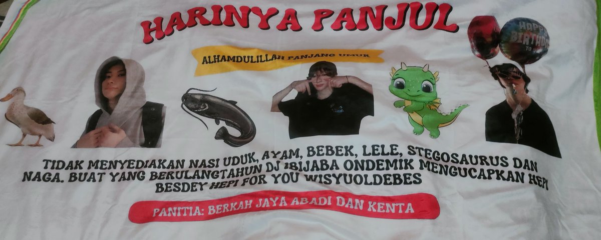 Iya bener isinya selimut temen temen, kayaknya abang abang ini tau kalo gw tidak bisa tidur tanpa selimut (terharu lagi). KAYAKNYA SEMUA ORANG MENDUKUNG GW BUKA PECEL LELE LAMONGAN. TAPI GW MUAK BGT SAMA DJ ABIJABA ONDEMIK😭😭😭😭😭😭😭😭😭😭😭😭