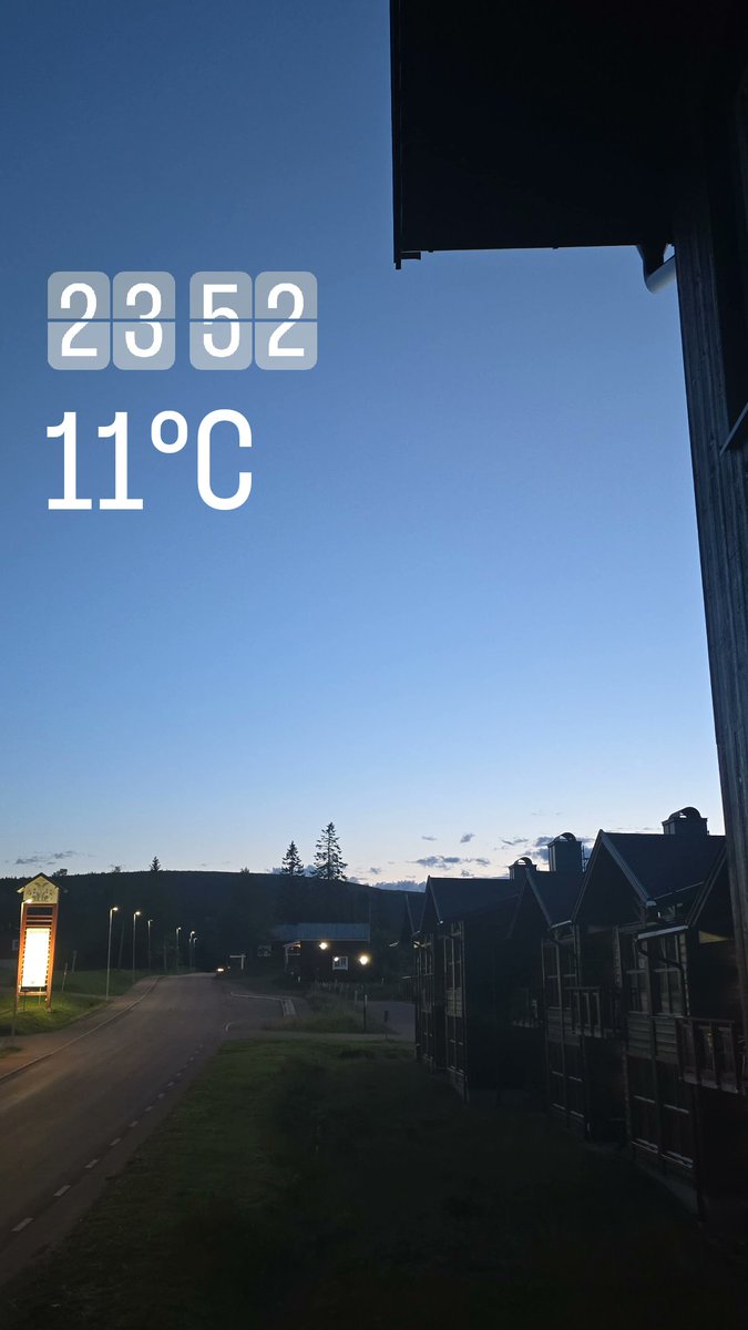 Faisal AlOmri فيصل العُمري (@astro_faisal) on Twitter photo Almost endless summer nights in Scandinavia 
 "The midnight sun.🌞" Almost endless summer nights in Scandinavia 
 "The midnight sun.🌞"