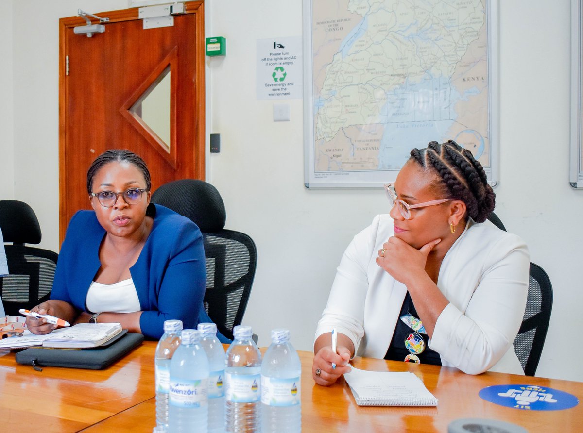 Yesterday, @SWRWUG hosted a high-level engagement on the progress of the #SafetyHelmetProject 
With @GHAI’s @Roxanne Paisible, Maria N. Nkalubo,@ROSACU_UG &amp; partners, who emphasized:
 Standardized helmets
 CSO &amp; gov’t collaboration
 Road safety as a public health priority