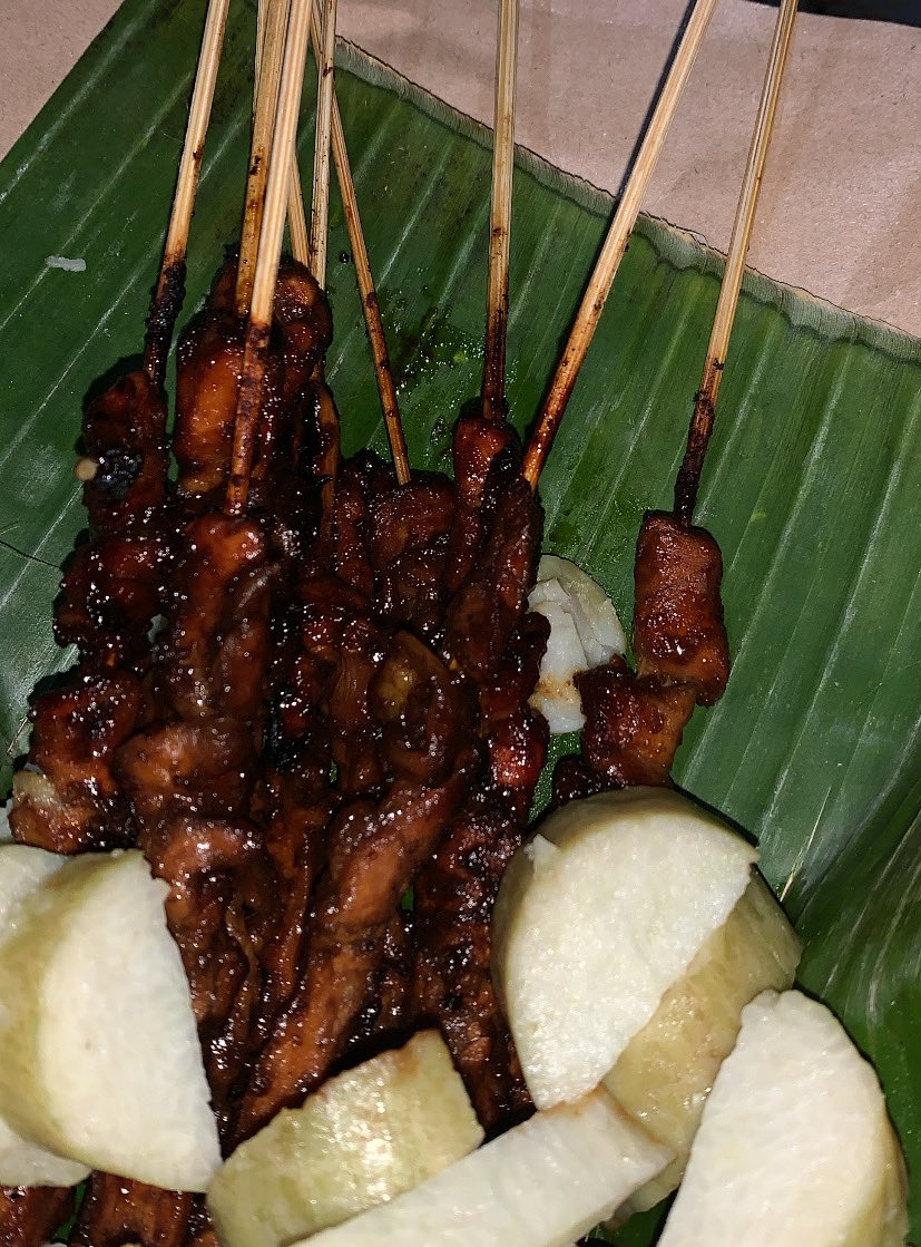 Team sate ayam tanpa bumbu kacang 🫶🏻