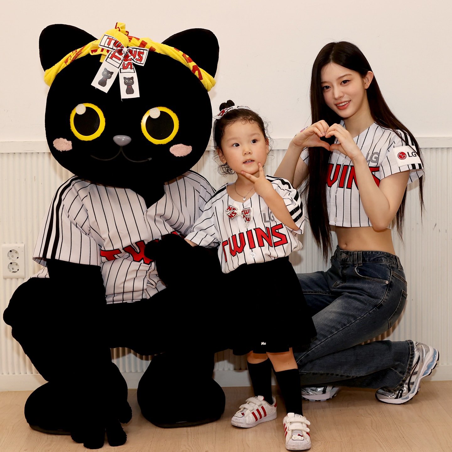 요즘 채이가 시구하러 오는 언니들 올 때마다 한다는 말 | 인스티즈