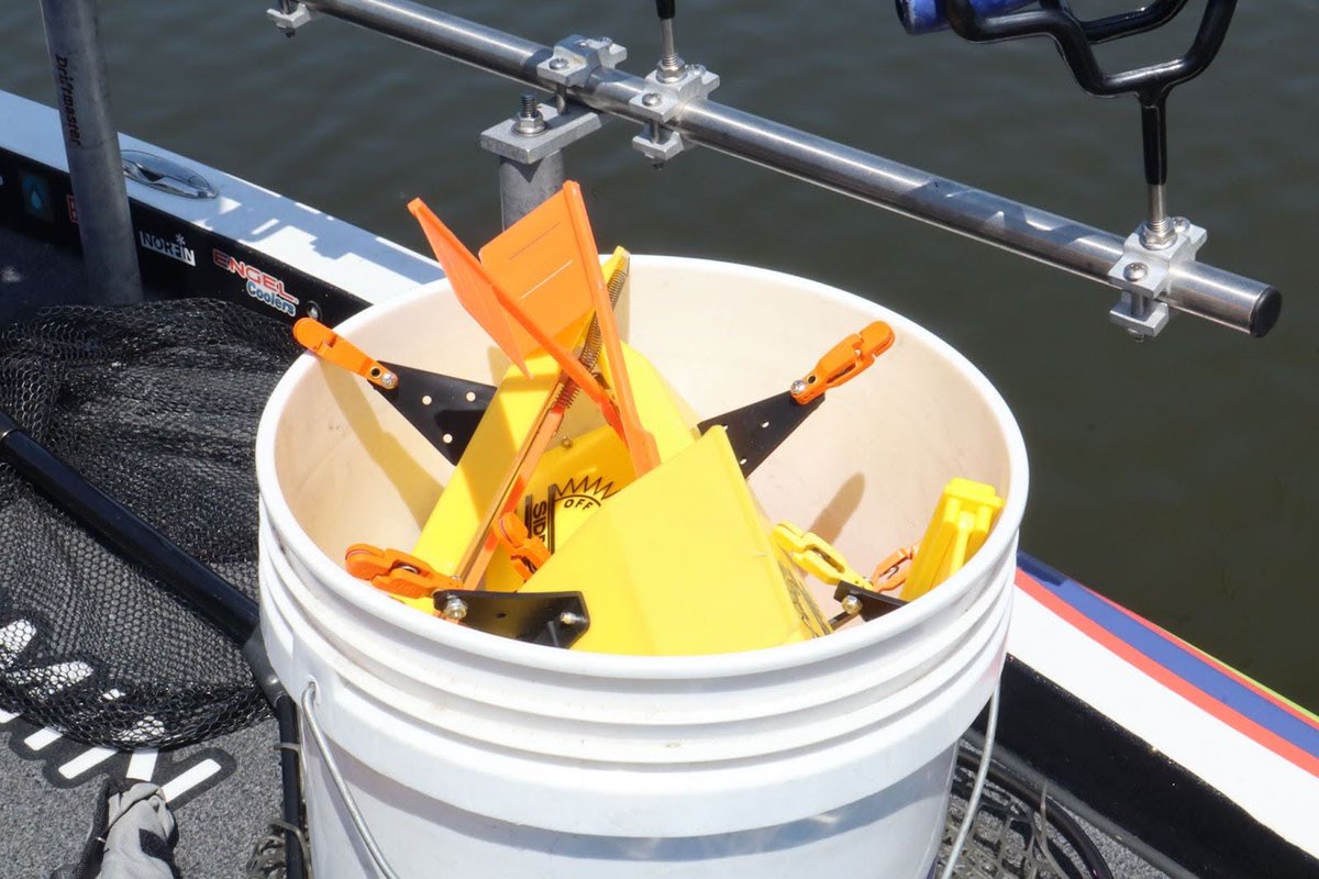 crappiedan's tweet image. When covering lots of water for crappie fishing, both the OR12 &amp;amp; OR38 from Off Shore Tackle shine! The OR12 is perfect for larger spreads, while the OR38 is lightweight &amp;amp; made for smaller setups.

offshoretackle.com/category/Plane…

#OffShoreTackle #CrappieDan #CrappieMates