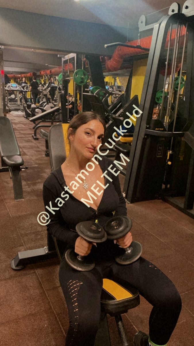 Onun evinde, onun karısı, ama bu gece senin.