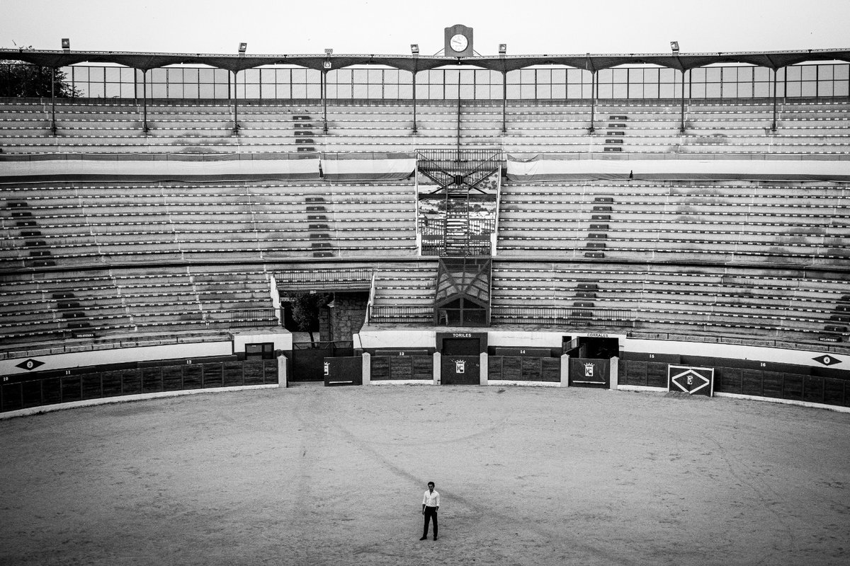📍En casa.

✨️Estamos preparando algo muy especial...¡Deseando que lo veáis!

#MiguelDePablo