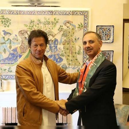 یہ دونوں کونسلر تک منتخب نہیں ہوسکتے کیونکہ دونوں عدالت سے سزاء یافتہ مجرم ہونے کی وجہ سے نااہل ہیں۔
