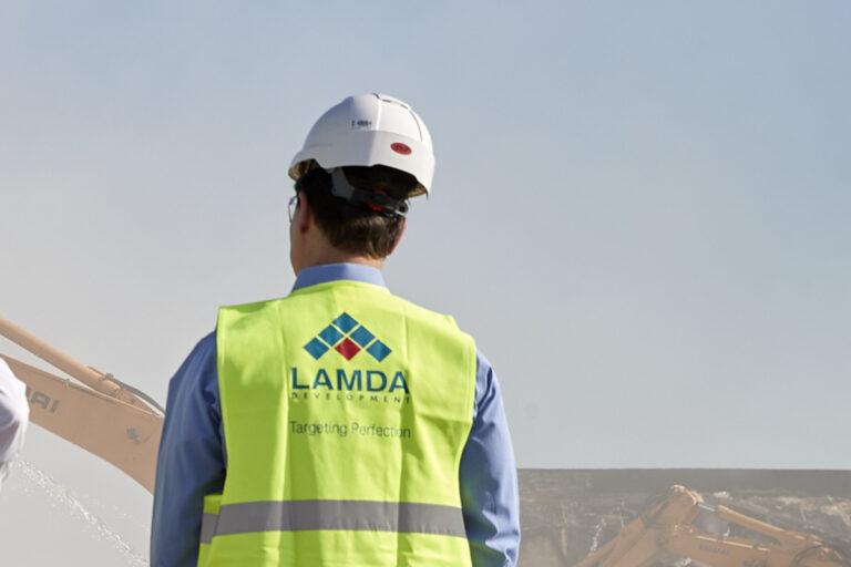 Speedynewsgr's tweet image. Πώληση ποσοστού της Lamda Development από την Voxcove Holdings - tinyurl.com/2cmru2gq
#LAMDADEVELOPMENT #VoxcoveHoldings #οικογένειαΚάτσου #ΠάνοςΓερμανός