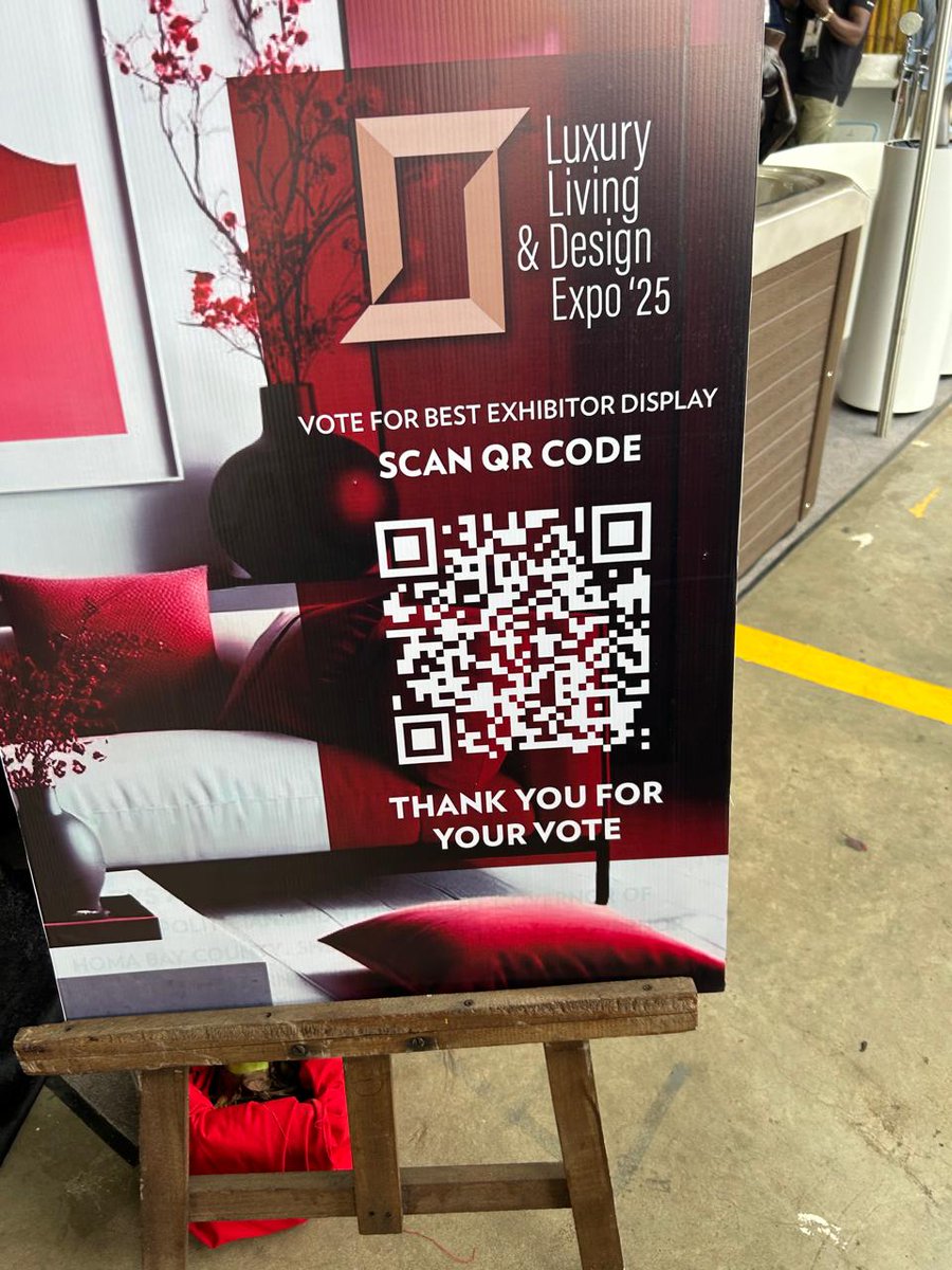 Close a flooring project for the coming month and organized participation at the Village Market Expo