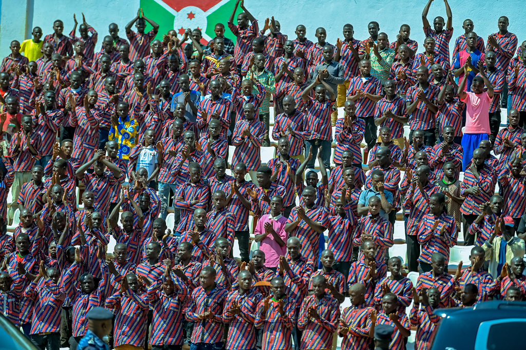 Ibintu vyahindutse mu mateka y'intara ya <a href="/Gitega/">Province Gitega</a> kuva kuri uwu wa 31/7, aho Nyenicubahiro <a href="/GeneralNeva/">SE Evariste Ndayishimiye</a> yimika icese Buramatari mushasha w'intara n'Umugwa mukuru wa Poritike w'U #Burundi, Umwubahwa Liboire BIGIRIMANA, umugirwa wabereye ku kibuga INGOMA, cāri cuzuye abavuka ntara.