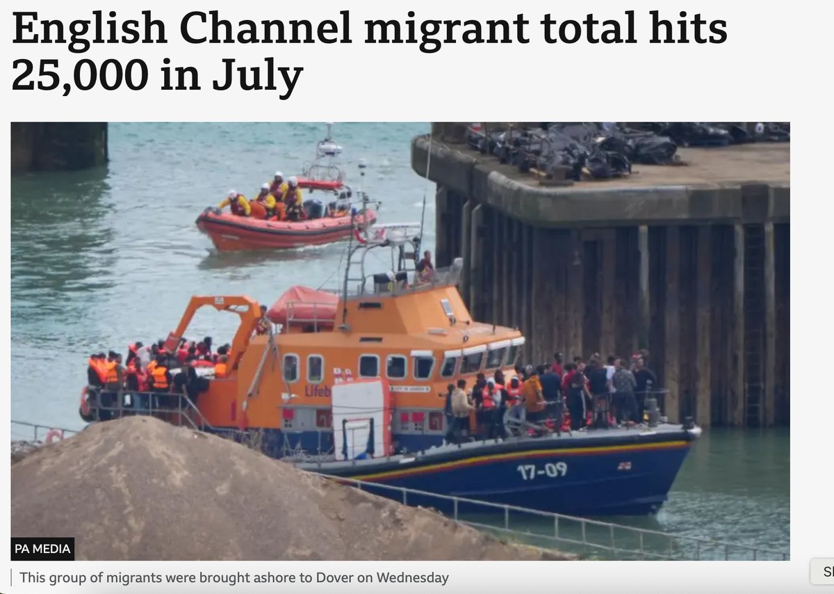DogLab7's tweet image. How can the @RNLI be supporting this invasion , they're not saving lives, they're providing a ferry service , it's shameful