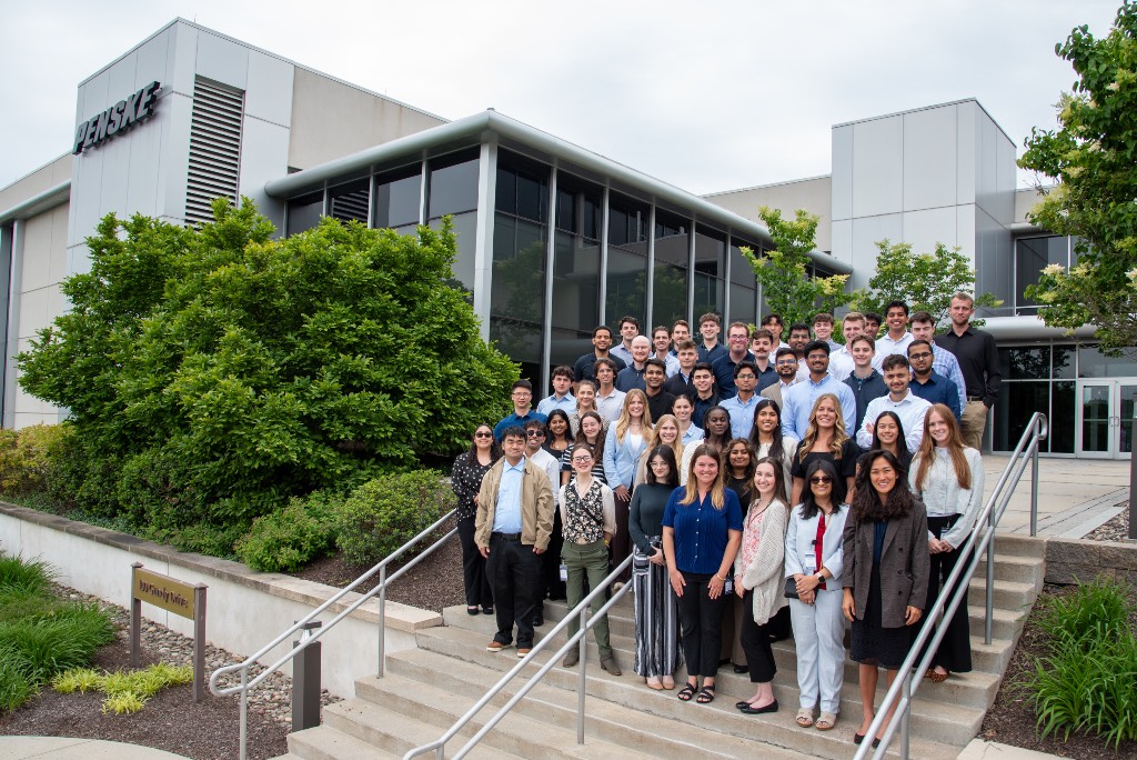 Thank you to our interns for spending your summer with us. Your energy, enthusiasm, hard work and dedication have inspired us all! 

#NationalInternDay #Penske #rental #leasing #supplychain #logistics