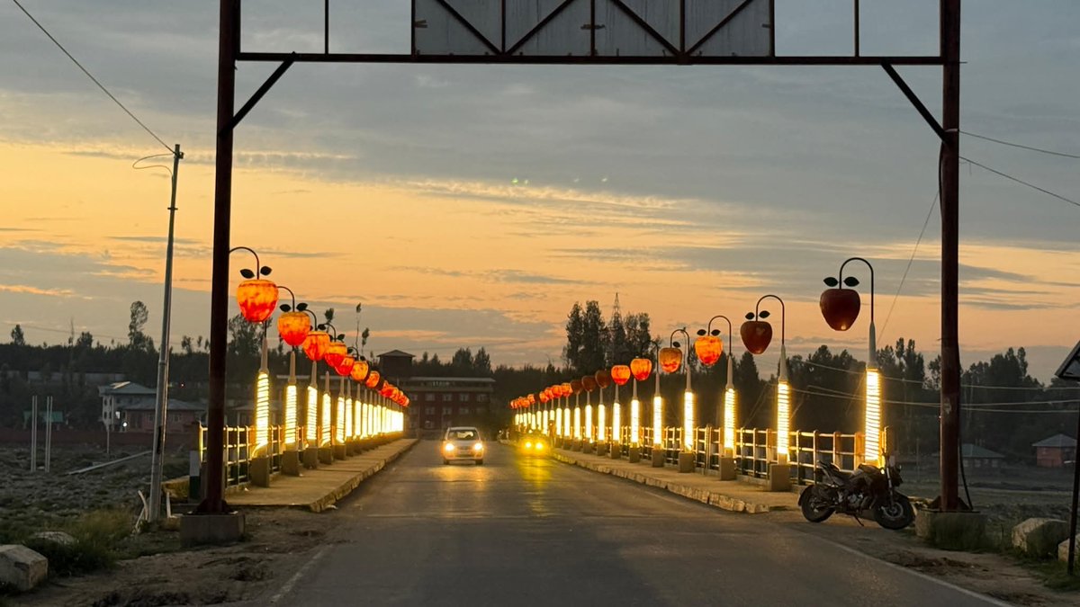 The Shopian Gazette (@shopiangazette) on Twitter photo Historic Rang Kadal Bridge, Shopian
<a href="/MCShopian/">Municipal Council Shopian</a> <a href="/shishrgupta/">Shishr Gupta</a>
<a href="/DivComKash/">Divisional Commissioner Kashmir</a> <a href="/CM_JnK/">Office of Chief Minister, J&K</a>
<a href="/DistrictShopian/">District Shopian</a> <a href="/TheAnjumKhaan/">خٹک Anjum 🇮🇳</a>
#theshopiangazette Historic Rang Kadal Bridge, Shopian
<a href="/MCShopian/">Municipal Council Shopian</a> <a href="/shishrgupta/">Shishr Gupta</a>
<a href="/DivComKash/">Divisional Commissioner Kashmir</a> <a href="/CM_JnK/">Office of Chief Minister, J&K</a>
<a href="/DistrictShopian/">District Shopian</a> <a href="/TheAnjumKhaan/">خٹک Anjum 🇮🇳</a>
#theshopiangazette