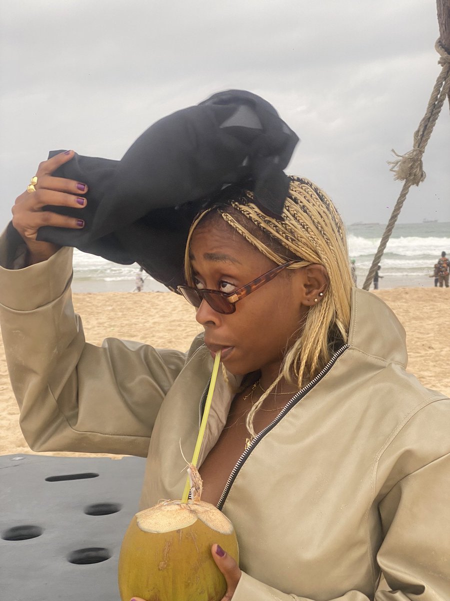 themelodynotmia's tweet image. Birthday bae 🥰