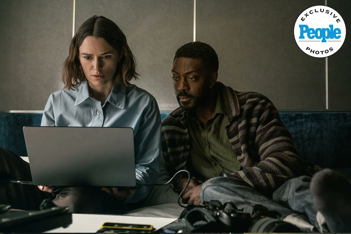 filmes_e_filmes's tweet photo. Baseado no romance homônimo de Ruth Ware, o longa segue Laura "Lo" Blacklock, uma jornalista de viagens em missão a bordo de um iate de luxo, que testemunha alguém sendo jogado ao mar.🔥🎥
#thewomanincabin10 #keiraknightley #guypearce #davidajala #ruthware #simonstone #netflix https://t.co/Cu8VjHPHuT