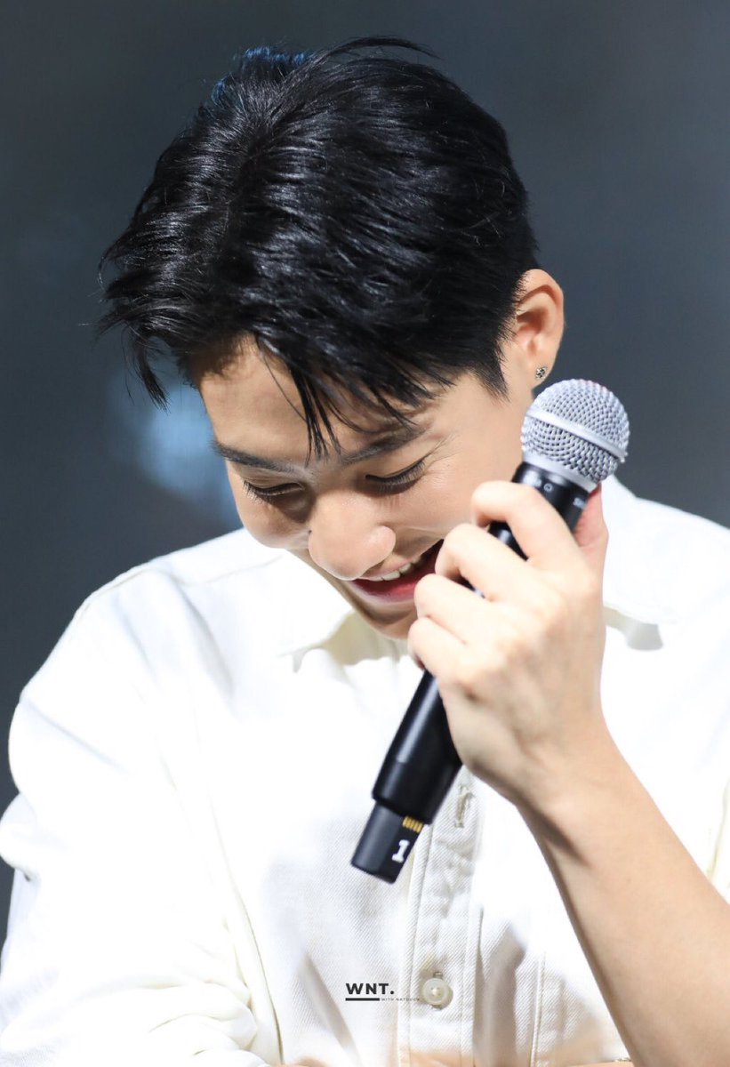 blnix_1201's tweet photo. This smile always makes my day and I will always be there to make sure that it never fades. ⚡️❤️✨
#AlwaysWithSailub
#SpySailub #คุณเพื่อนบ้าน
#winwind #วิญวินด์ https://t.co/M9zy3K0rUz