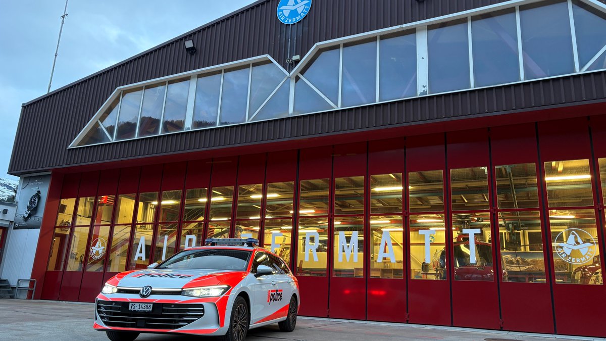 Tödlicher Sturz am Weisshorn

Am 30. Juli 2025 ist ein Bergsteiger am Weisshorn in die Tiefe gestürzt. Er zog sich dabei tödliche Verletzungen zu.

polizeiwallis.ch/medienmitteilu…
