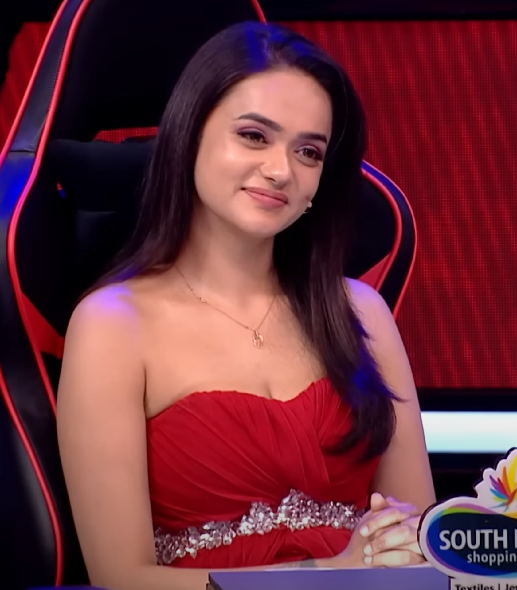 Sri Satya leaked Instagram viral photos selfie clothless romantic onlyfans Pinterest redit pictures  of her juicy curves saari backless salwar shirt ceamy figure tiktok, Imdb, Flickr, Tumblr   cleavage exposing navel armpit juicy lip navel,iduppu,kiss smooch Email Id, WhatsApp Number,